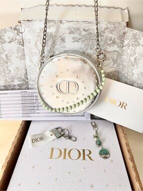 Bling DIOR Beauty Silver Metallic Round Vanity Makeup Cosmetic Pouch Case Bag